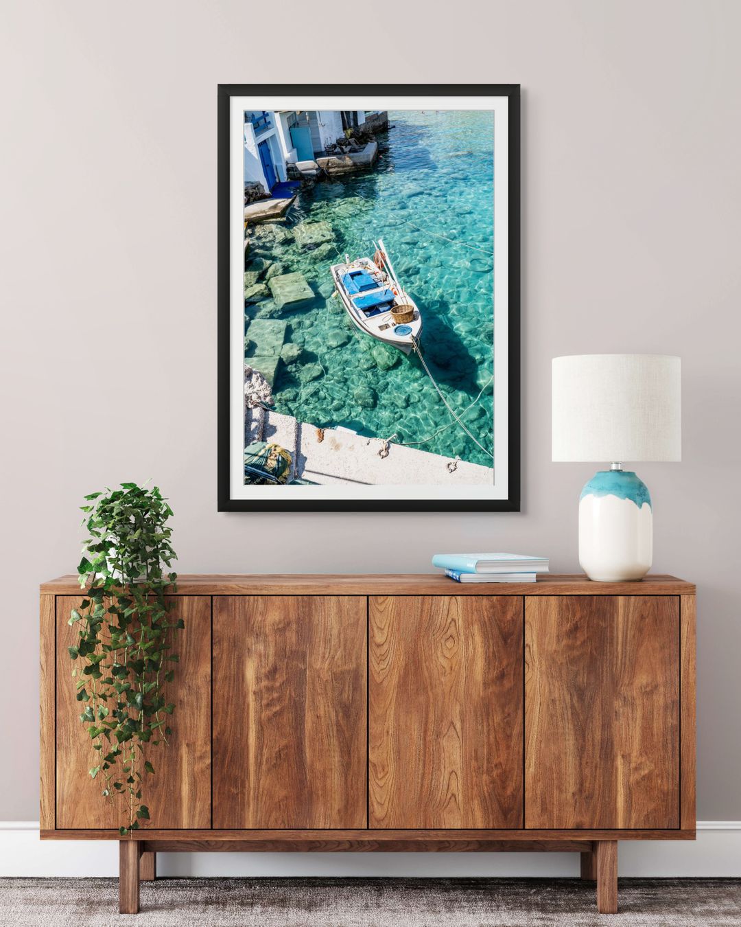 Barca flotando en Firopotamos