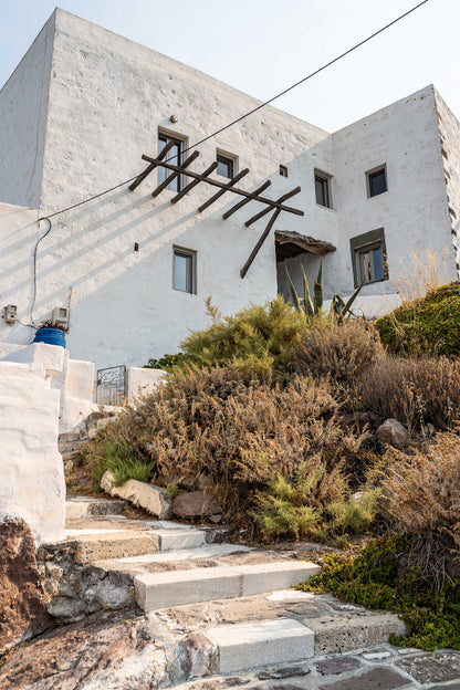 Escalera en Plaka Milos