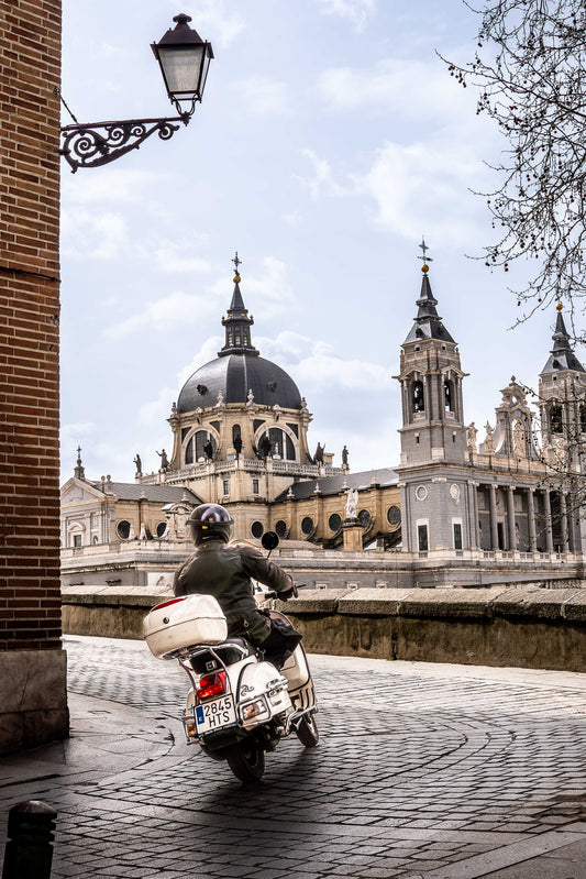 Vespa en Madrid