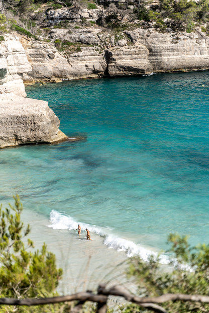Pareja en Cala Mitjana