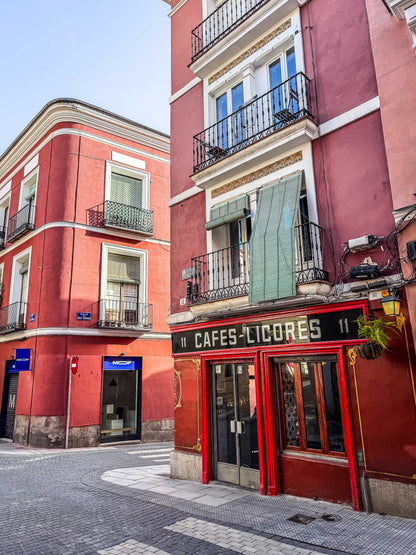 Cafés y Licores Malasaña