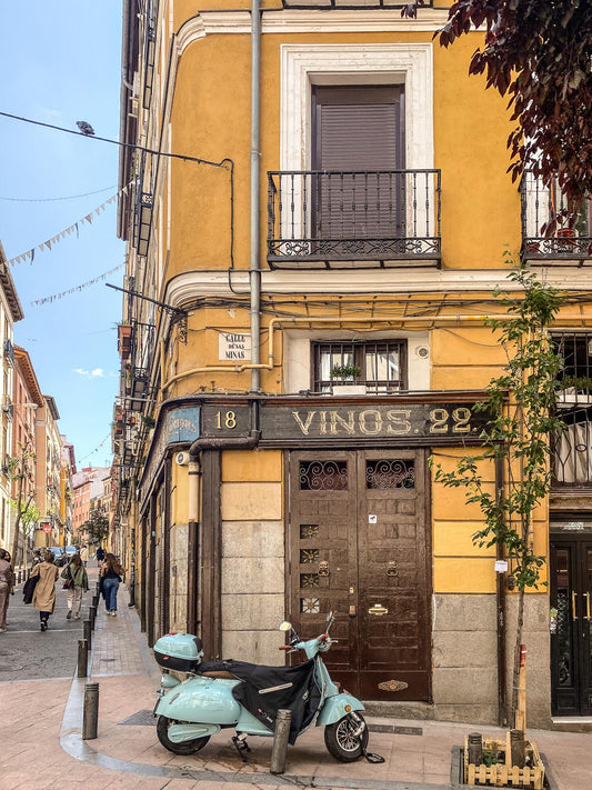 2. Vinos 22 Malasaña