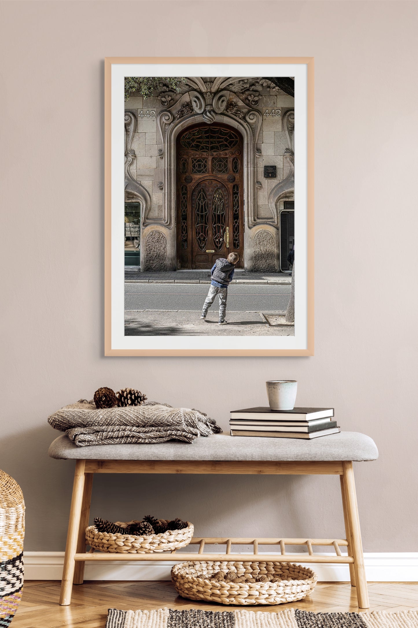 Niño en Casa Comalat