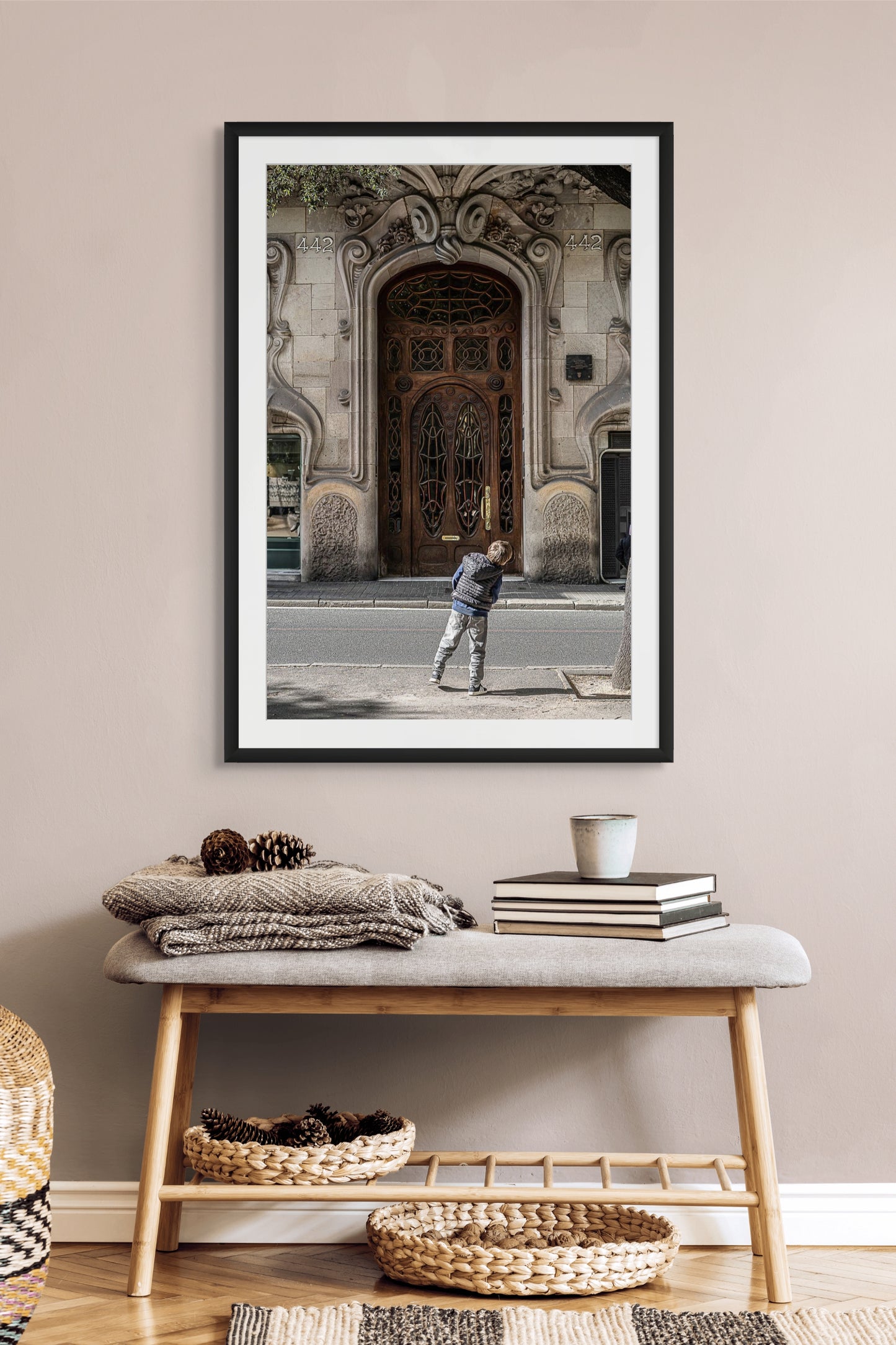 Niño en Casa Comalat