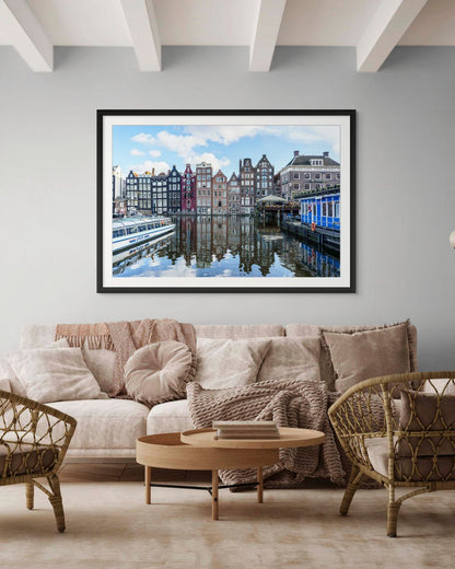 Casas junto al canal