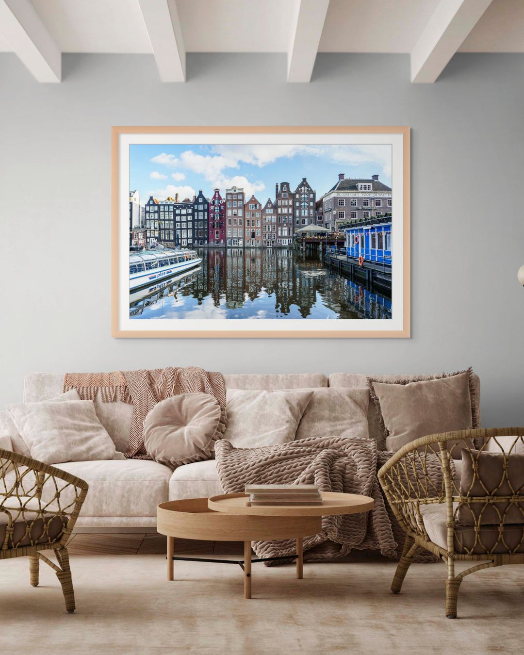 Casas junto al canal